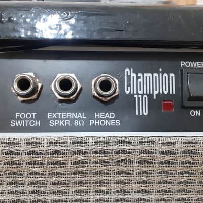 Fender Champion 110 – Model PR 225 – 25-Watt 1x10" Guitar Combo – Made in Mexico imagen 3