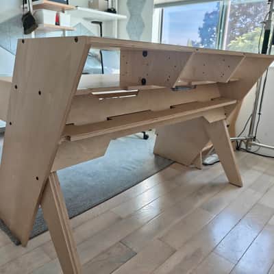 Defi Platform Studio Desk Natural w/ Keyboard Tray 2024 - Birch image 2