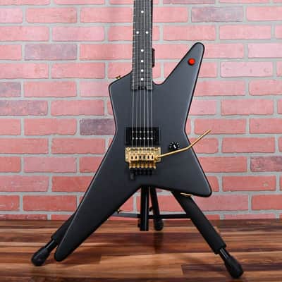 EVH Star Limited Edition Stealth Black 2023 w/Original Gigbag (B-Stock) image 3