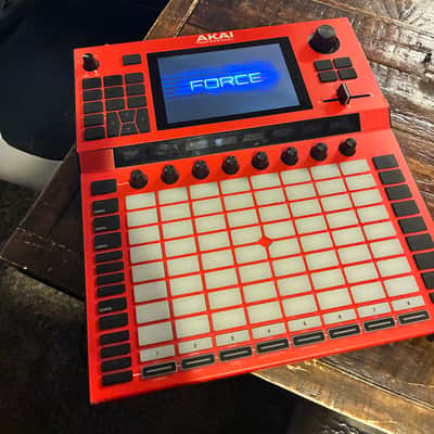 Akai Force Standalone Music Production / DJ Performance System 2019 - Black image 9