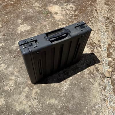 Universal Audio Apollo Quad Thunderbolt & Apollo 16 (Black) - SKB Case Included! image 3