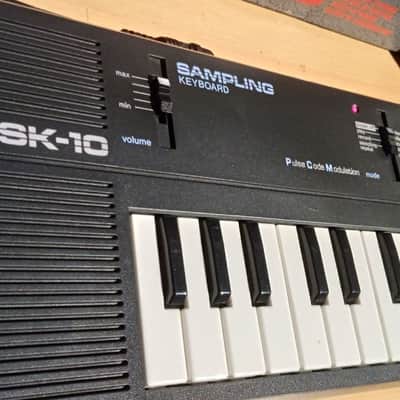 Casio SK-10 32-Key Sampling Keyboard image 2