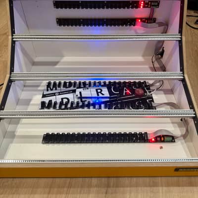 MDLRCASE 13U 114hp Studio Series Eurorack Case - Yellow