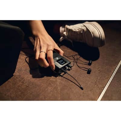 Sennheiser XSW IEM EK (A) Stereo Bodypack Wireless Receiver with IE 4 Earphones (A: 476 to 500 MHz) image 7