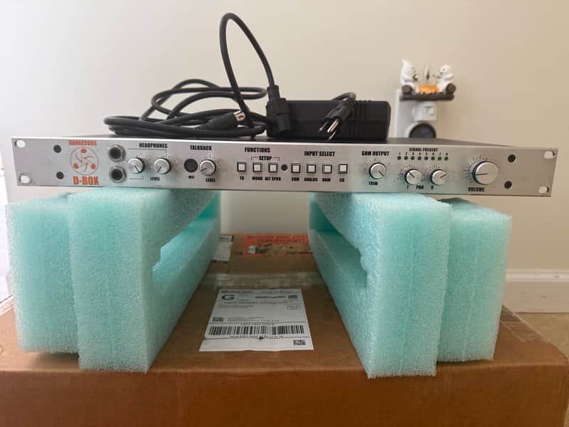 Dangerous Music D-BOX Monitor Controller and Summing Box 2006 - 2019 Silver image 1