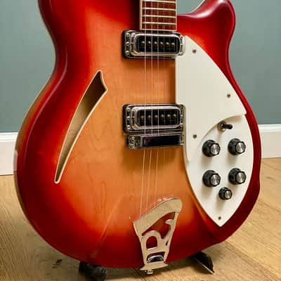 Rickenbacker 360 Fireglo 1999 image 5