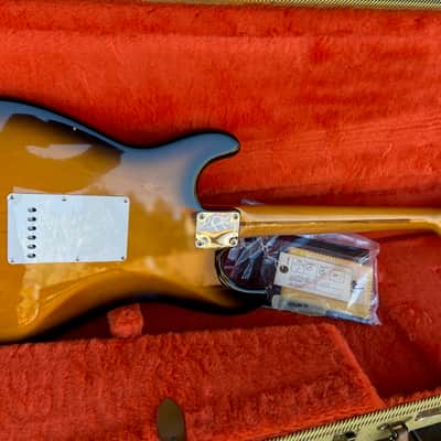 Fender American Vintage '57 Stratocaster 1990s - 2-Color Sunburst image 8