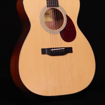 Eastman E6 OM Acoustic with Case, Natural Thermo Cured image 4