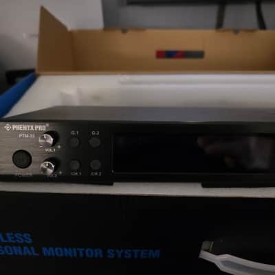 Phenyx Pro PTM-33-4B Wireless In-Ear Monitor System – 900 MHz – Used Twice image 8