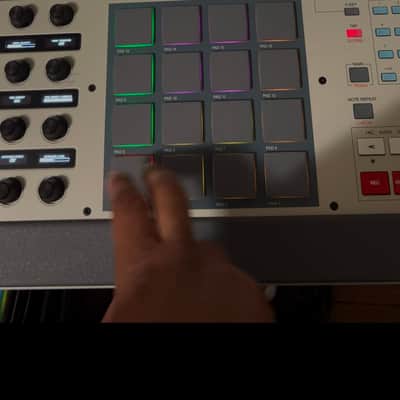 Akai MPC X Special Edition Standalone Sampler / Sequencer 2023 - Present - Grey image 8