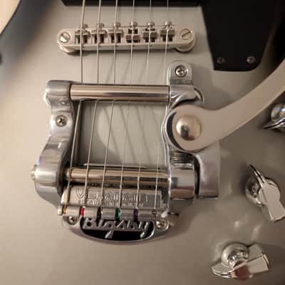 Epiphone Brendon Small Signature "Thunderhorse" Explorer 2013 - Silverburst image 9