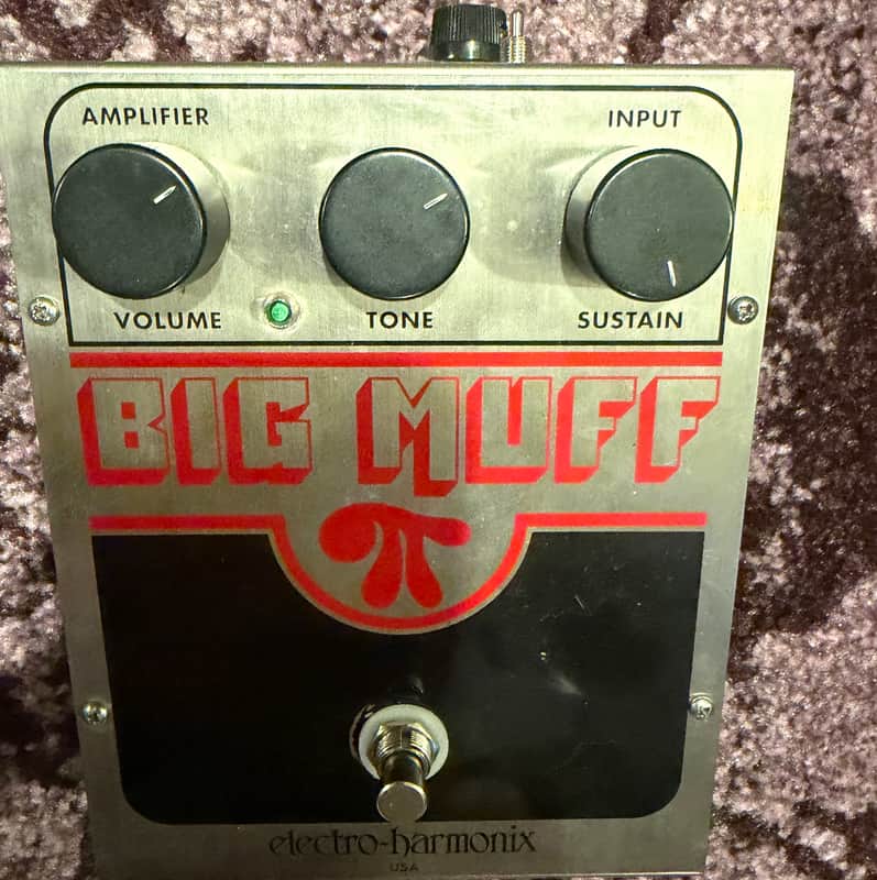 Dead bat+ Electro-Harmonix Big Muff Pi with Alchemy Audio Mod 2010s - Silver image 1