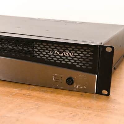 Crown CTs 3000 Two-Channel 1500W Power Amplifier CG010T7 image 2