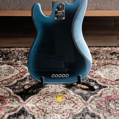 Fender  Professional II - Blue image 3