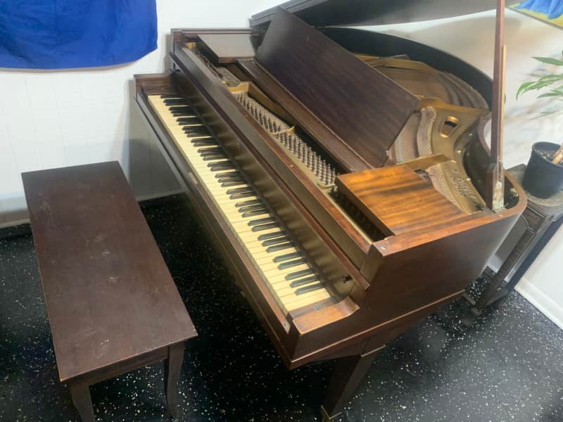 M Schulz and Co Baby Grand Piano 1920 Walnut Case. Tuned, reshapen hammers, and fully functional image 1