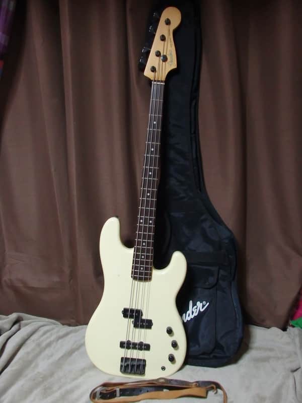 Fender Jazz Bass Special 1986 White MIJ Japan C serial Rare w