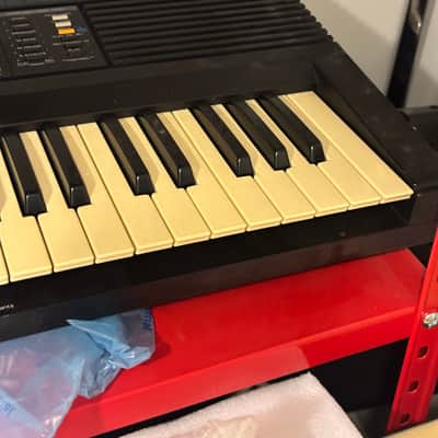 Roland E-30 image 5