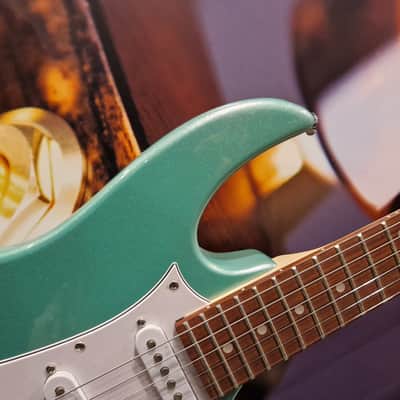 Ibanez Gio GRX40-MGN Metallic Light Green, 6 String Guitar image 2