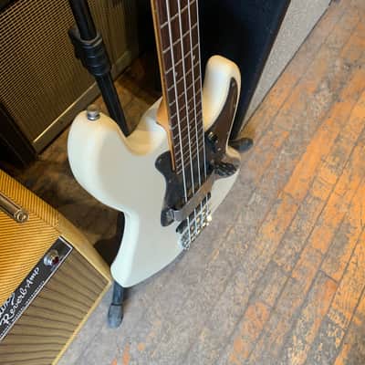 S. Galaner Jazz Bass | Reverb