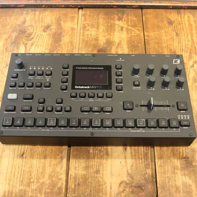 Elektron Octatrack MkII Dynamic 8-Track Performance Sampler 2017 - 2021 - Black image 2
