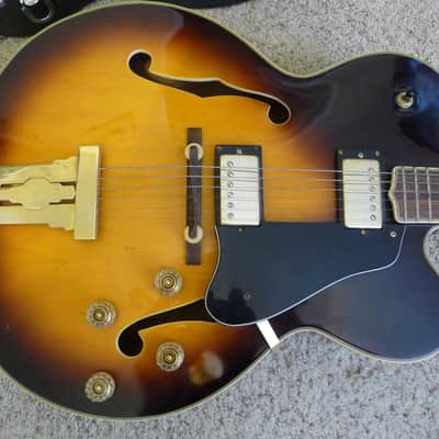 Beautiful Washburn J6 1980's Vintage Sunburst - Hollowbody with HSC image 2