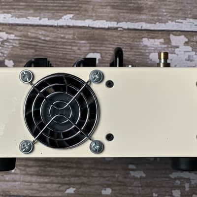 Victory Amps V4 The Duchess 180-Watt Hybrid Guitar Amp Pedal 2020 - Present - Cream image 5