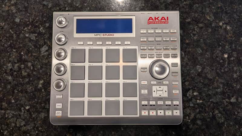 Akai MPC Studio Music Production Controller V1 2012 - 2019 - Grey image 1