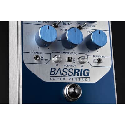 Origin Effects Origin BassRIG Super Vintage Preamp and Overdrive Pedal image 4