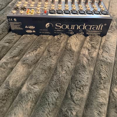 Soundcraft EFX8 8-Channel Mixer with Lexicon Effects 2010s - Blue image 3