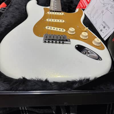 Fender American Ultra Stratocaster with Rosewood Fretboard 2019 - 2025 - Arctic Pearl image 5