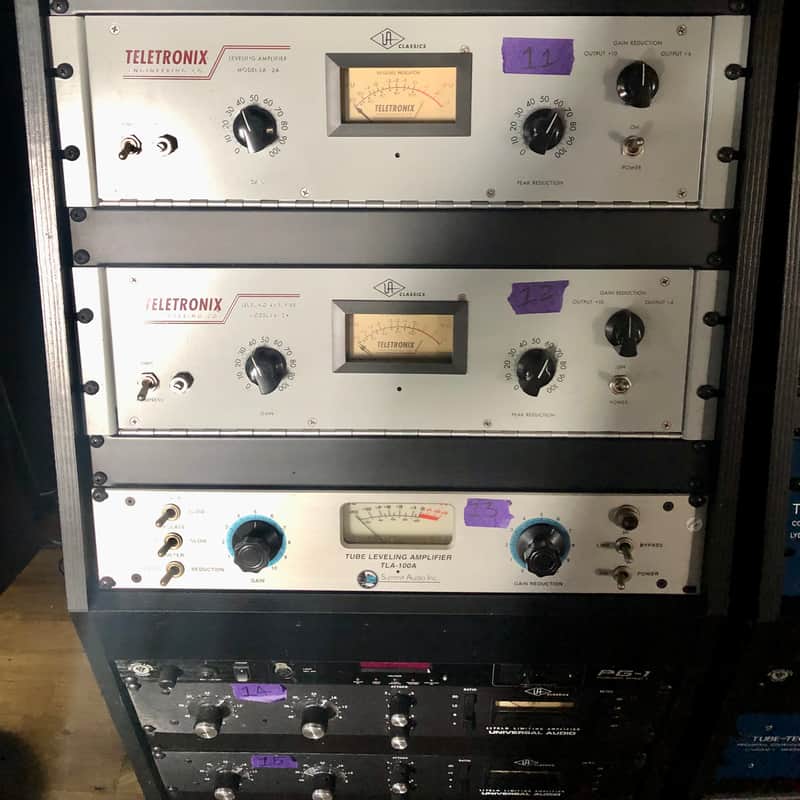 2000 – Present Universal Audio LA-2A Leveling Amplifier / Opti…