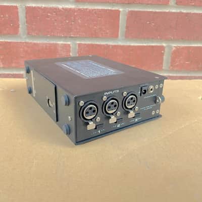 Shure FP32 Field Mixer Portable Vintage Rare as-is image 3