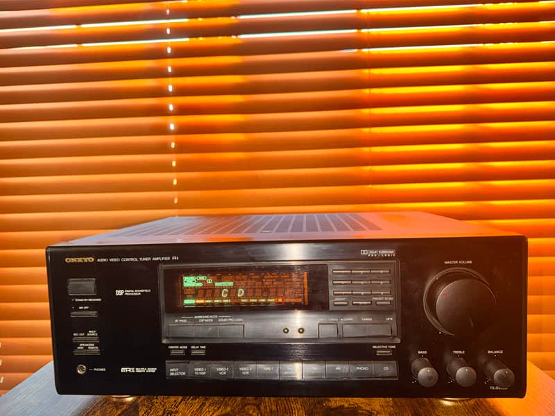 Onkyo TX-SV525 Vintage receiver Excellent image 1