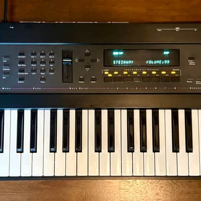 NEAR MINT - FULLY SERVICED Ensoniq EPS-16 Plus Sampler with 1MB FLASH RAM / +1MB Sampling RAM Expansion & MORE! image 1