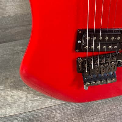 Kramer Baretta 1984 Red image 8