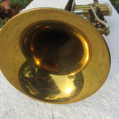 Getzen 90 Deluxe Trumpet, 1949, USA, Gold Lacquer, Tags, Case, Very Clean image 8