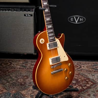 Gibson Custom Shop 1959 Les Paul Standard Murphy Lab Ultra Light Aged Electric Guitar - "AAA" Top Super-Light Mahogany - Sunburst with Hardshell Case - Demo image 17