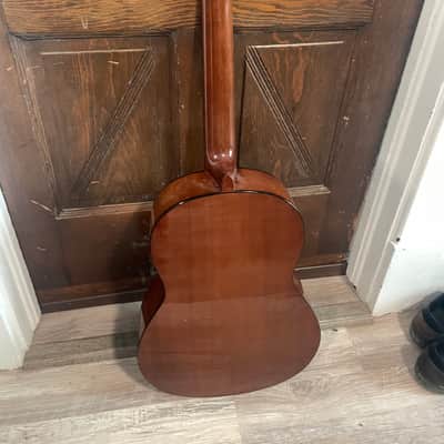 Yamaha cg101a classical acoustic guitar image 6