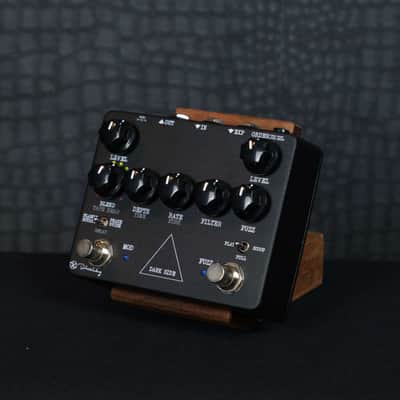 Keeley Dark Side V2 Neo-Vintage Fuzz Delay Modulation Pedal image 2