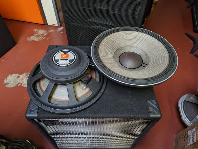 One Pair JBL 2226H 8 Ohm 600 Watt 15