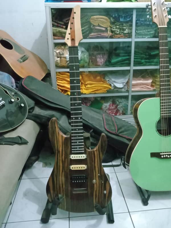 Finished Double cut One Piece Mahogany Rosewood Drop Top Body + Neck image 1