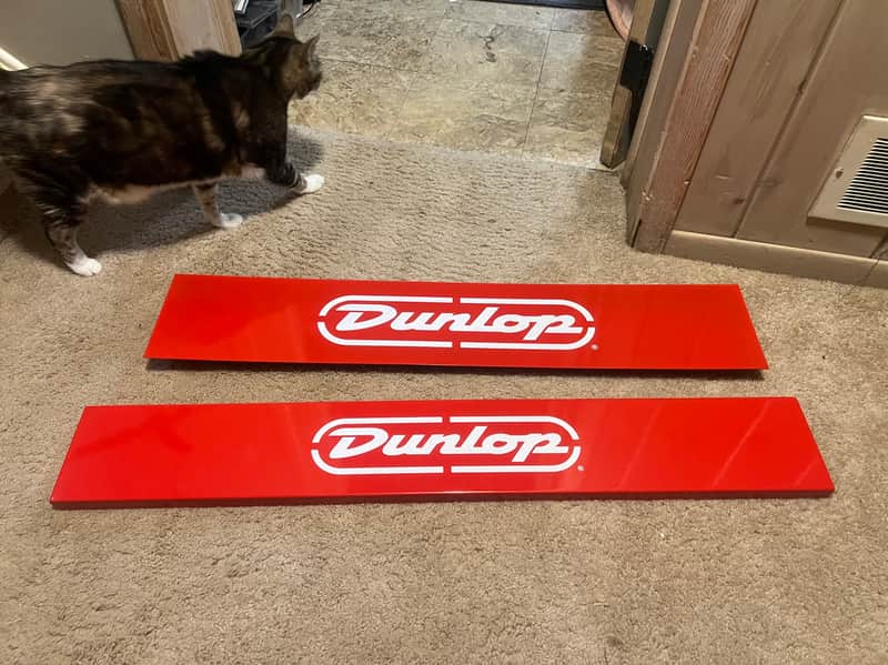 Dunlop Advertisement Signage - Red image 1