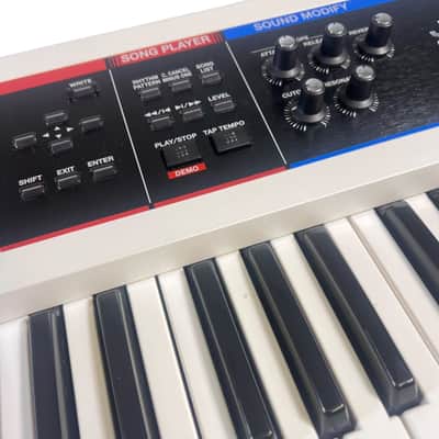 Roland JUNO-Di 61-Key Mobile Synthesizer image 8