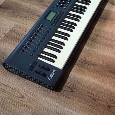 M-Audio Axiom 49 Key USB MIDI Keyboard Controller 2000s - Black image 2