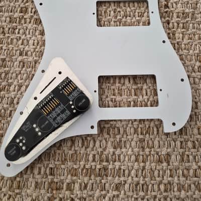 EMG KH21 pickguard, no pickups, no 5 way blade image 2