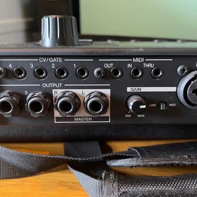 Akai Force Standalone Music Production / DJ Performance System 2019 - Black with UDG Hard case. image 6