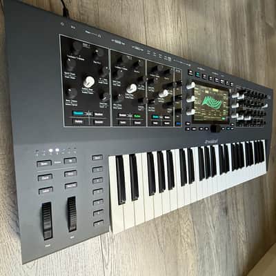 Waldorf Iridium 49-Key Synthesizer - Black image 2