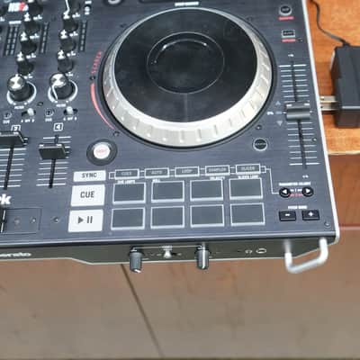 Numark NS6 II 4 Channel Premium DJ Controller Serato image 4