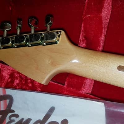 Fender Gold/Gold Stratocaster 1981 - 1983 image 12