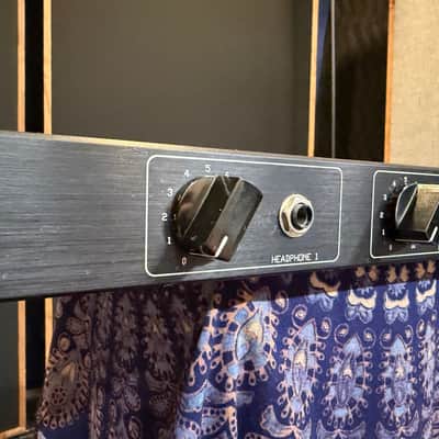 Inward Connections Dual Discrete Class 1 Headphone Amplifier Early 2000's - Black image 5